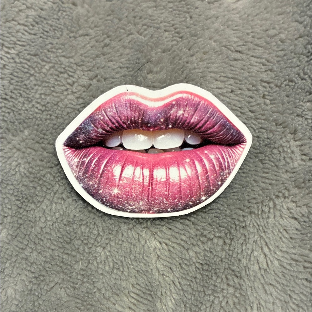 Glittery Pink Lips Magnet